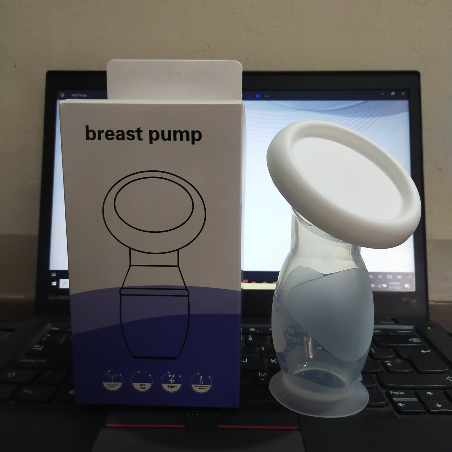 Effortless Milk Collection with the Silicone Haakaa Manual Breast Pump