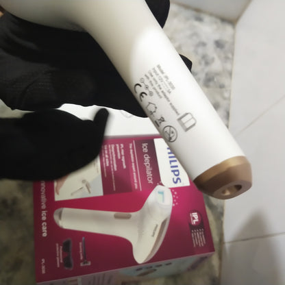 Philips IPL Hair Removal Device with Ice Cooling Feature